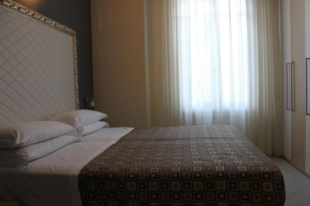 Hotel Villa Igea Diano Marina Habitación foto