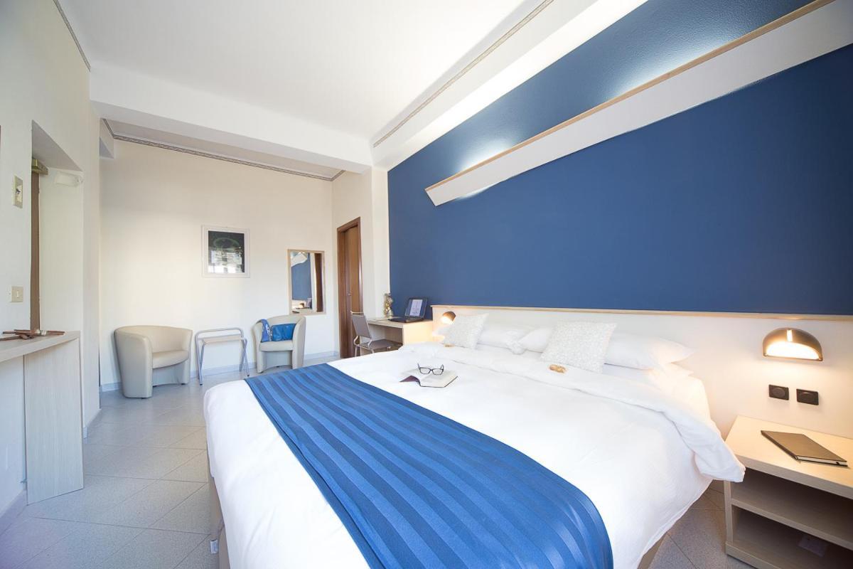 Hotel Villa Igea Diano Marina Exterior foto